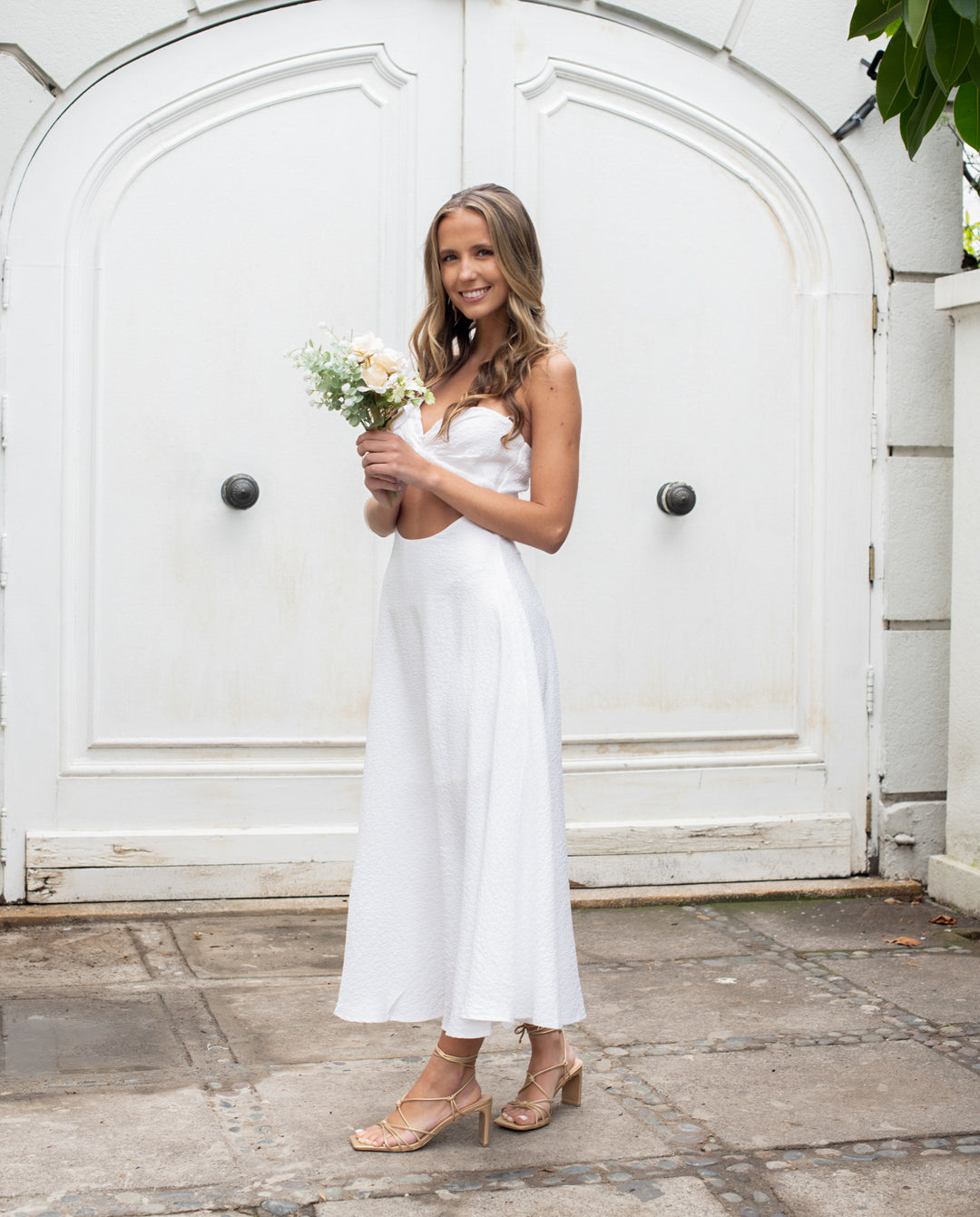 Vestido Midi Lola un Hombro Blanco