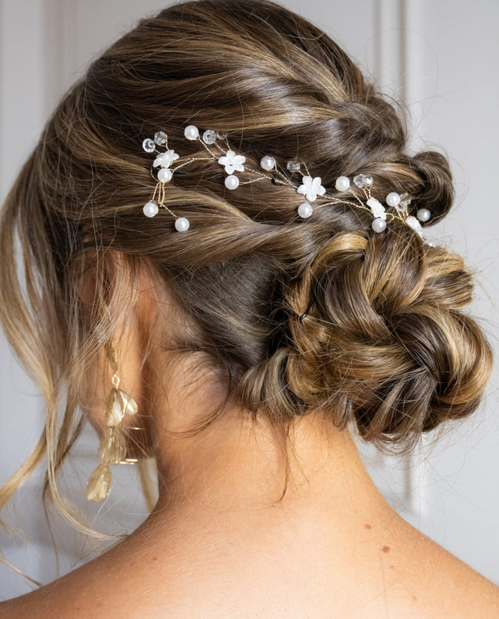 Tocado de Novia Beatriz Florecillas y perlas Dorado