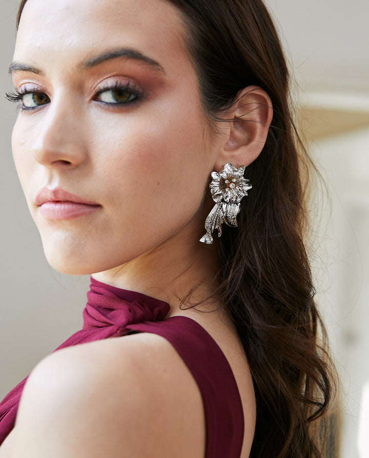 Aros Julia Flor y Stras Plateado