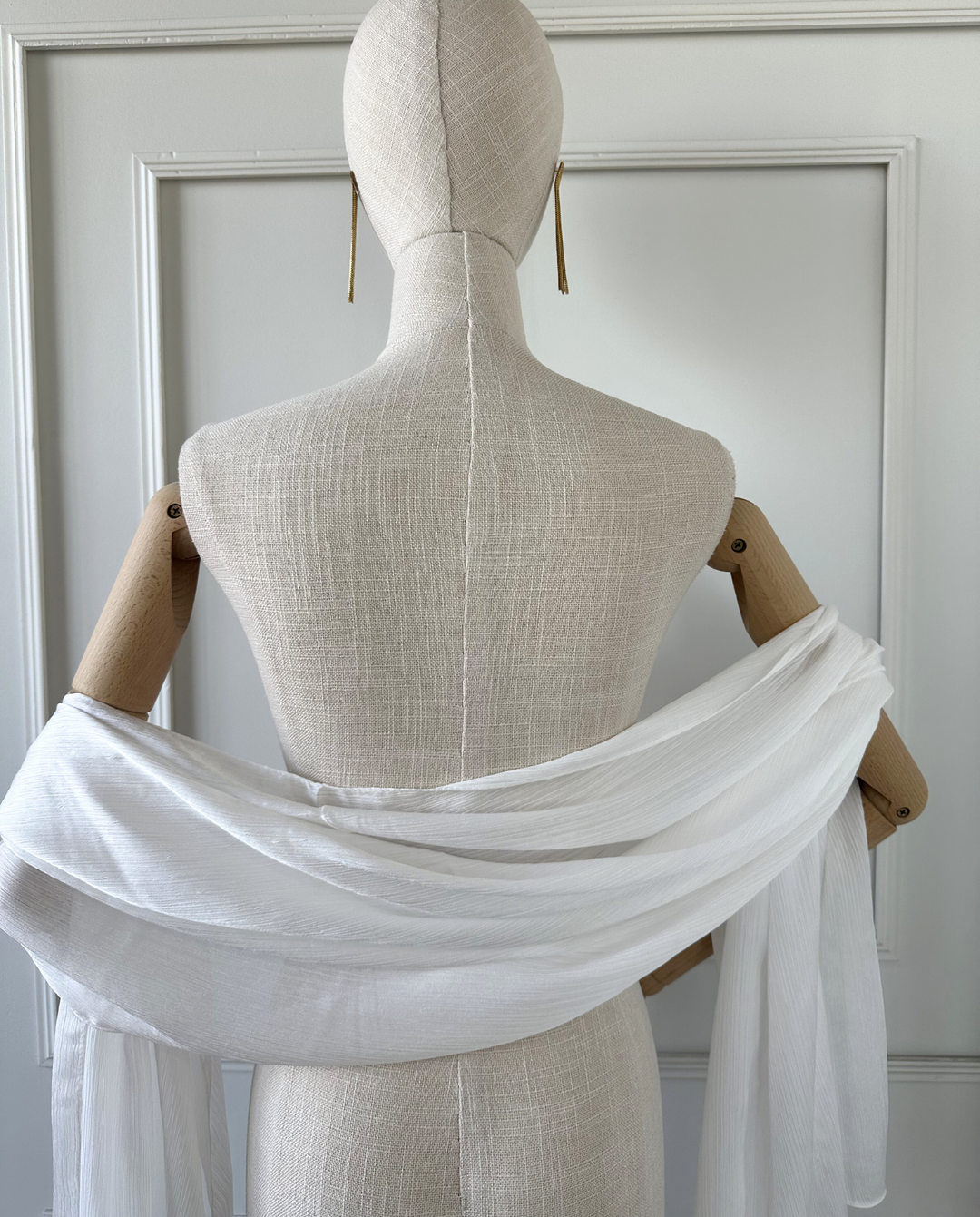 Maxi Pañuelo Antonia de Satín Plisado Blanco