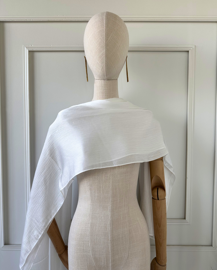 Maxi Pañuelo Antonia de Satín Plisado Blanco