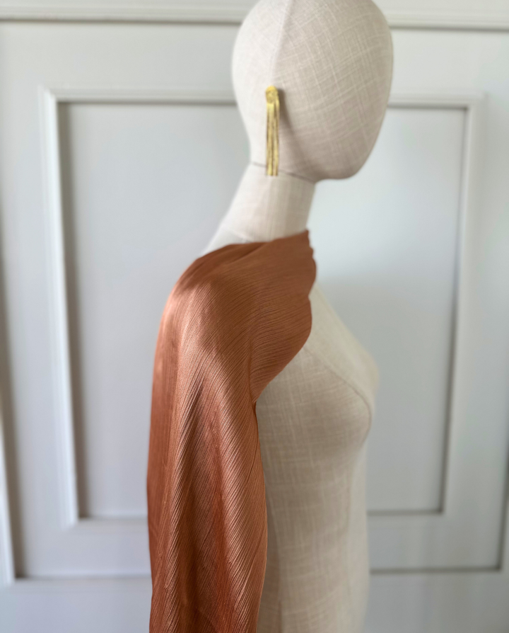 Maxi Pañuelo Antonia de Satín Plisado Melocotón