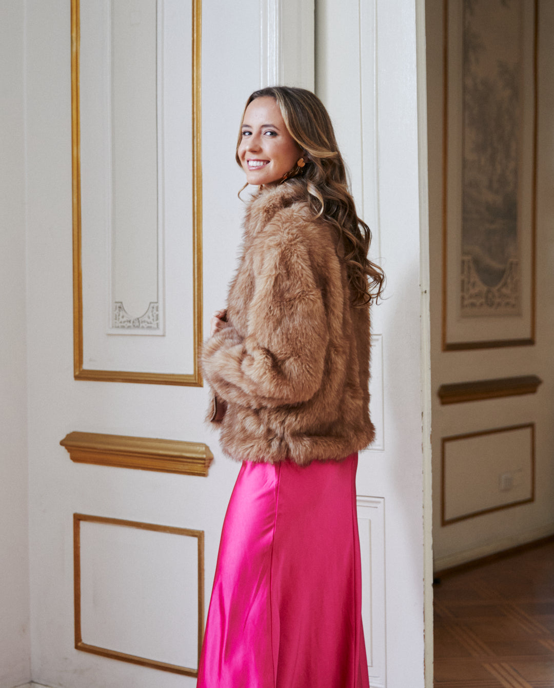 Peludo Tamara con Cierre Camel