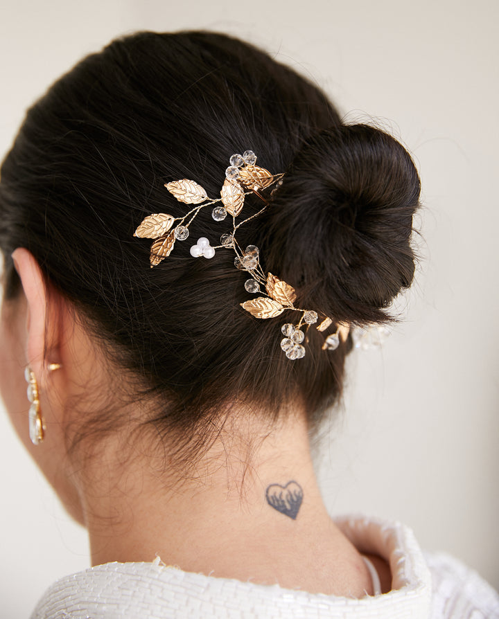 TOCADO DE NOVIA EVA HOJAS Y PERLAS TRANSPARENTES DORADO