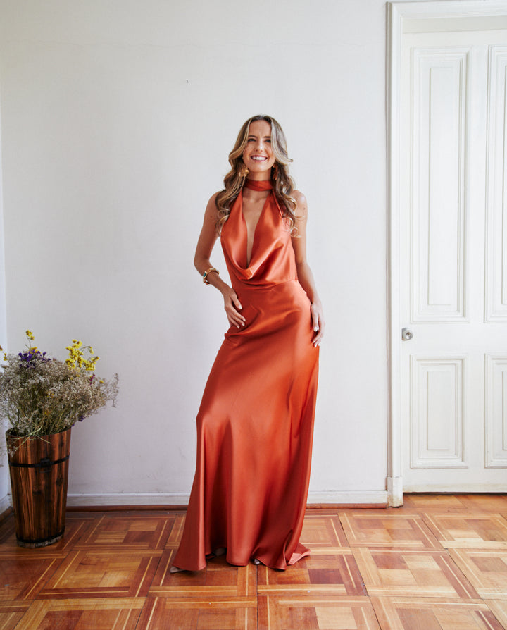Vestido Largo de Fiesta Budapest Escote Drapeado Terracota