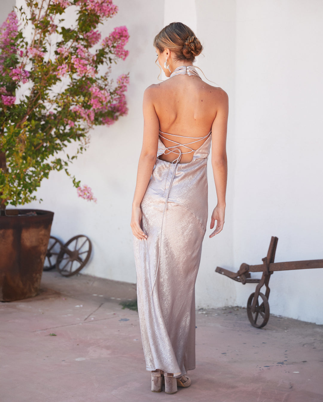 Vestido Largo de Fiesta Loreta Arena Metalizado