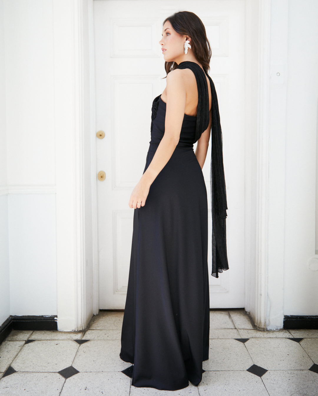 Vestido Largo de Fiesta Gabriela Lazos Transparentes Brillantes Negro