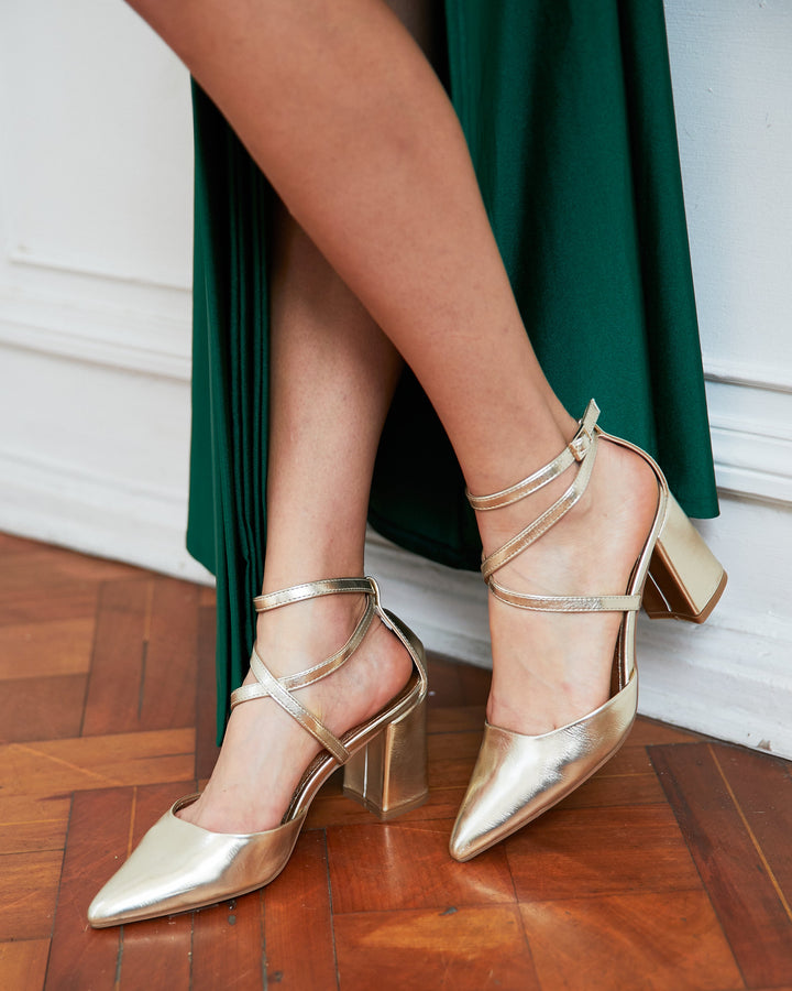 Zapato de Fiesta Málaga Cuero Dorado