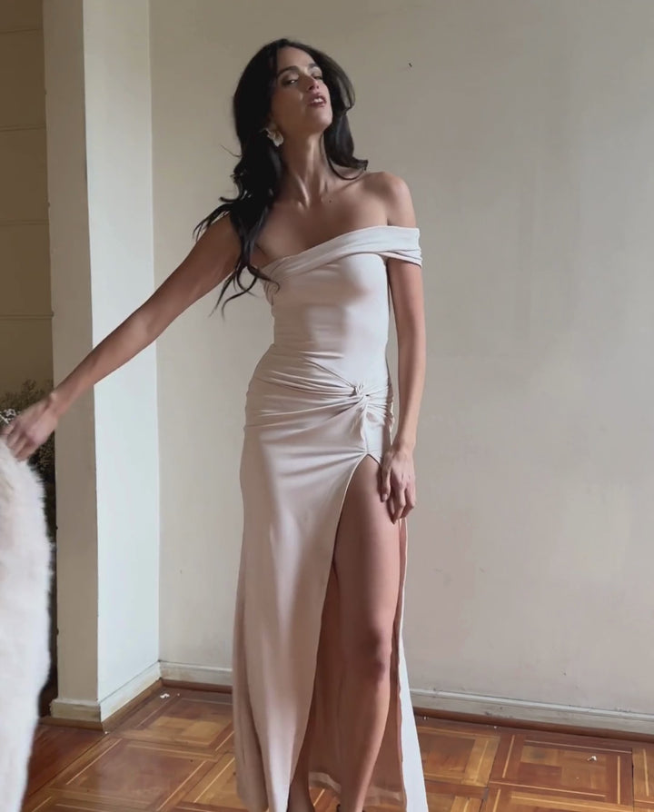 Vestido Largo de Novia Celestina Crema