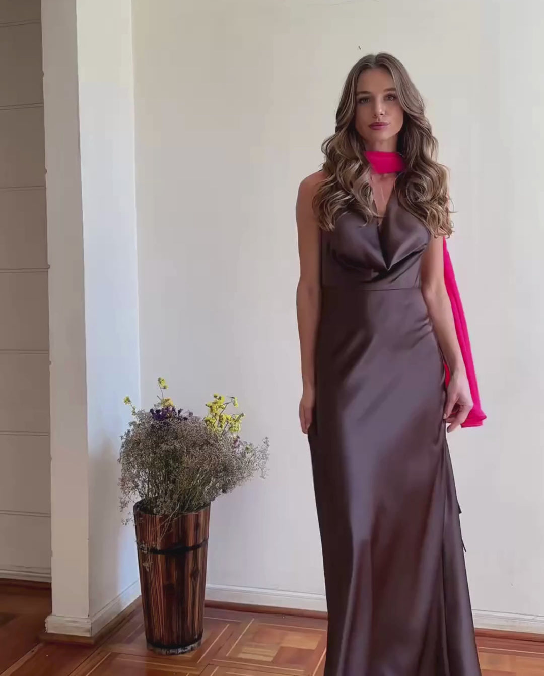 Vestido Largo de Fiesta Budapest Escote Drapeado Chocolate